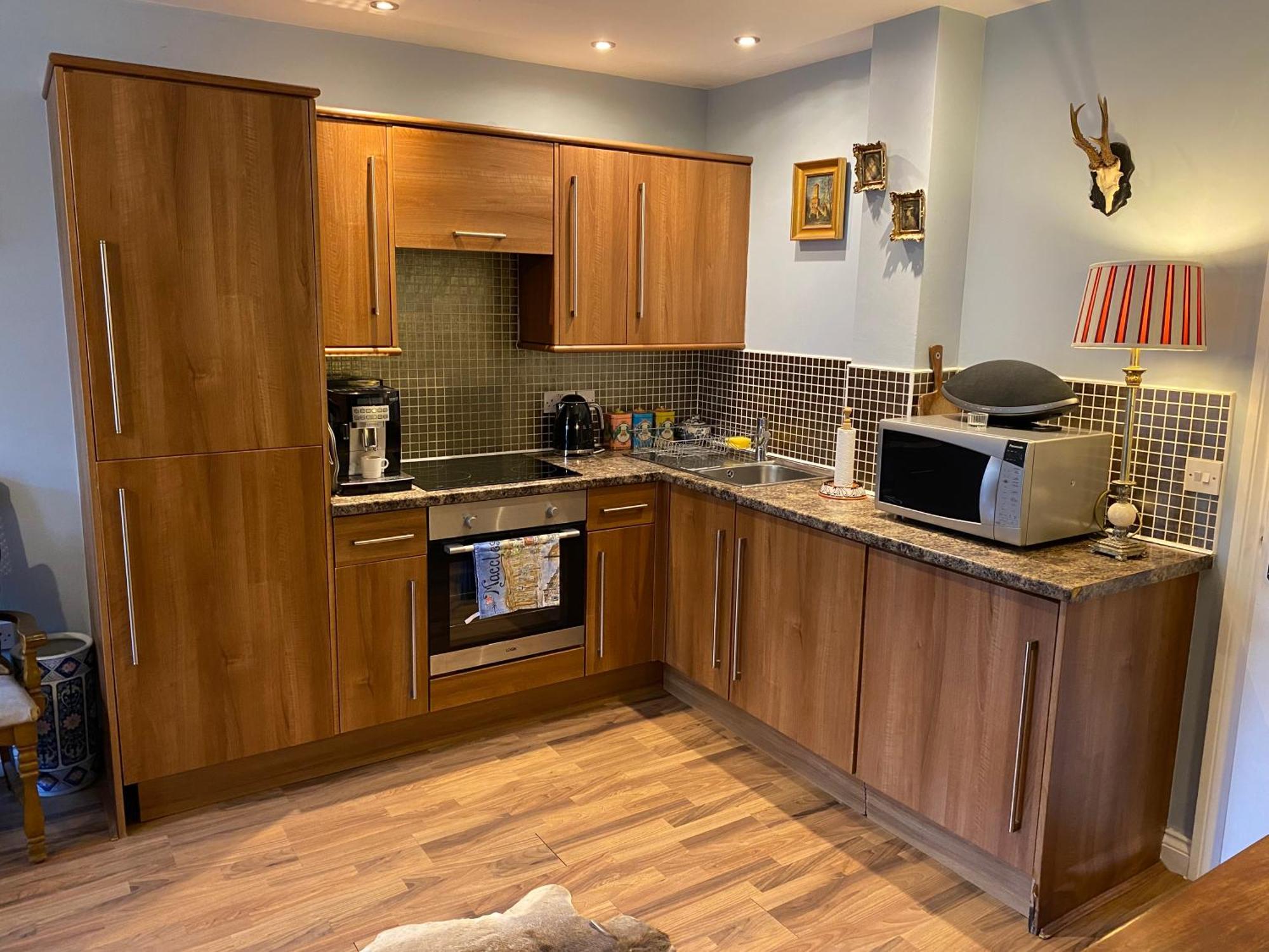 Quirky Town Centre Apartment With River Terrace Macclesfield Exterior photo